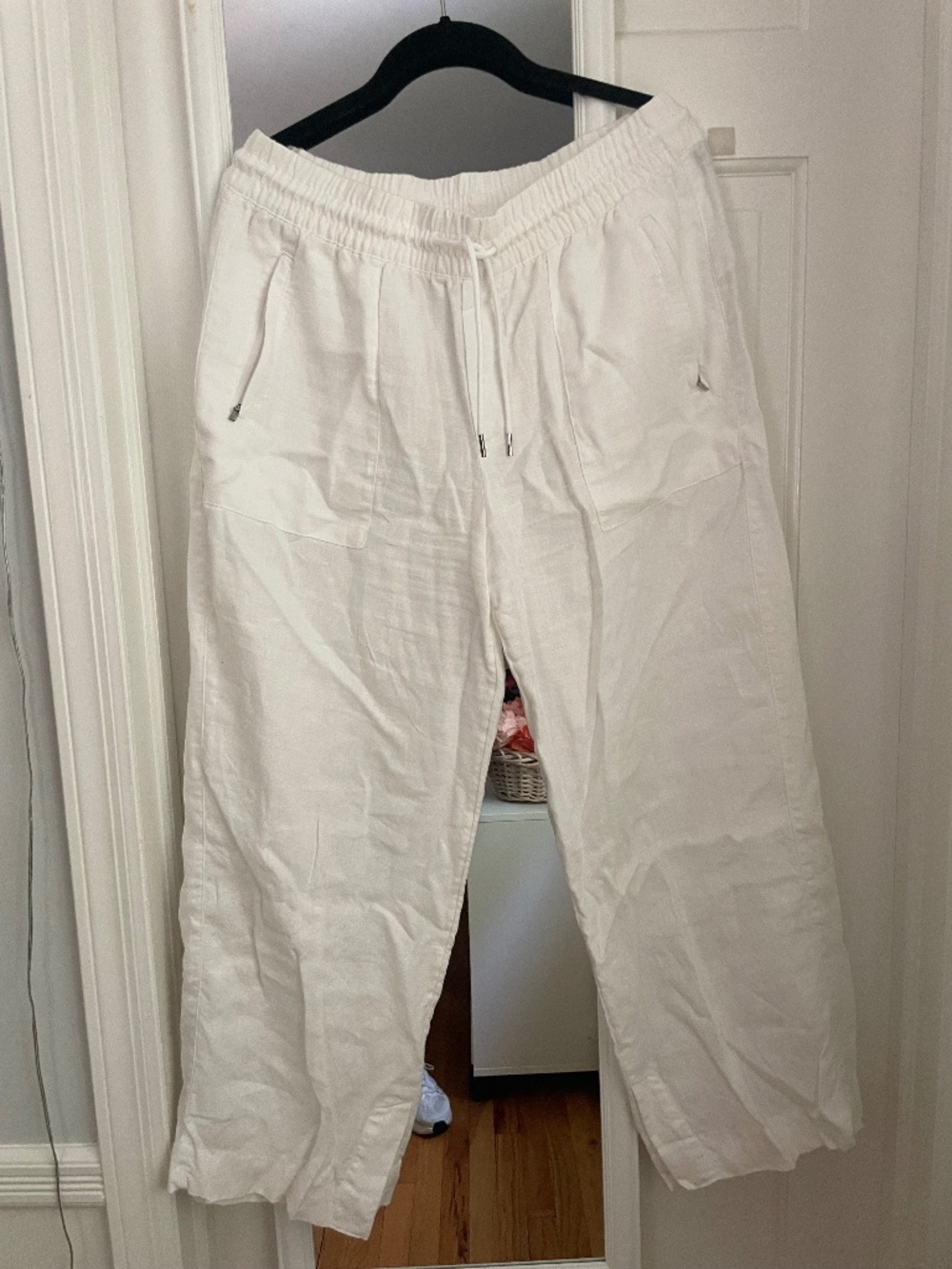 Athleta white 100% linen pants size M